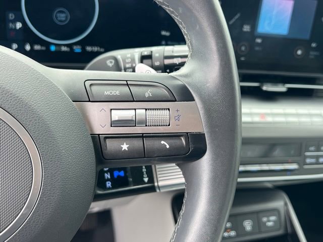 Certified 2024 Hyundai Kona SEL FWD image 22