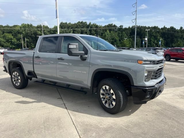 Used 2025 Chevrolet Silverado 2500 Custom w/ Custom Value Package AWD/4WD image 8