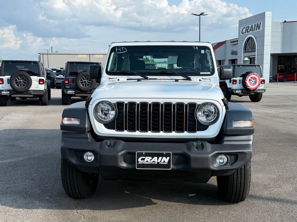 Used 2024 Jeep Wrangler Sport AWD/4WD image 2