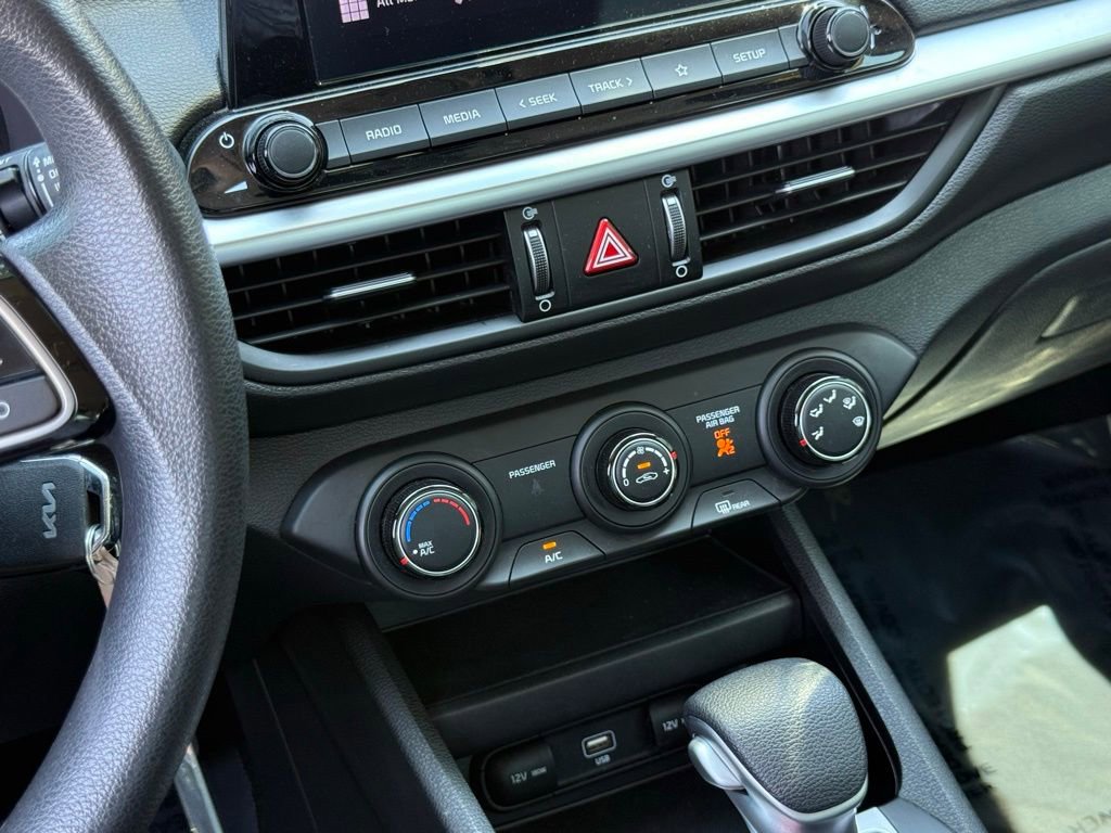 Used 2023 Kia Forte LXS image 35