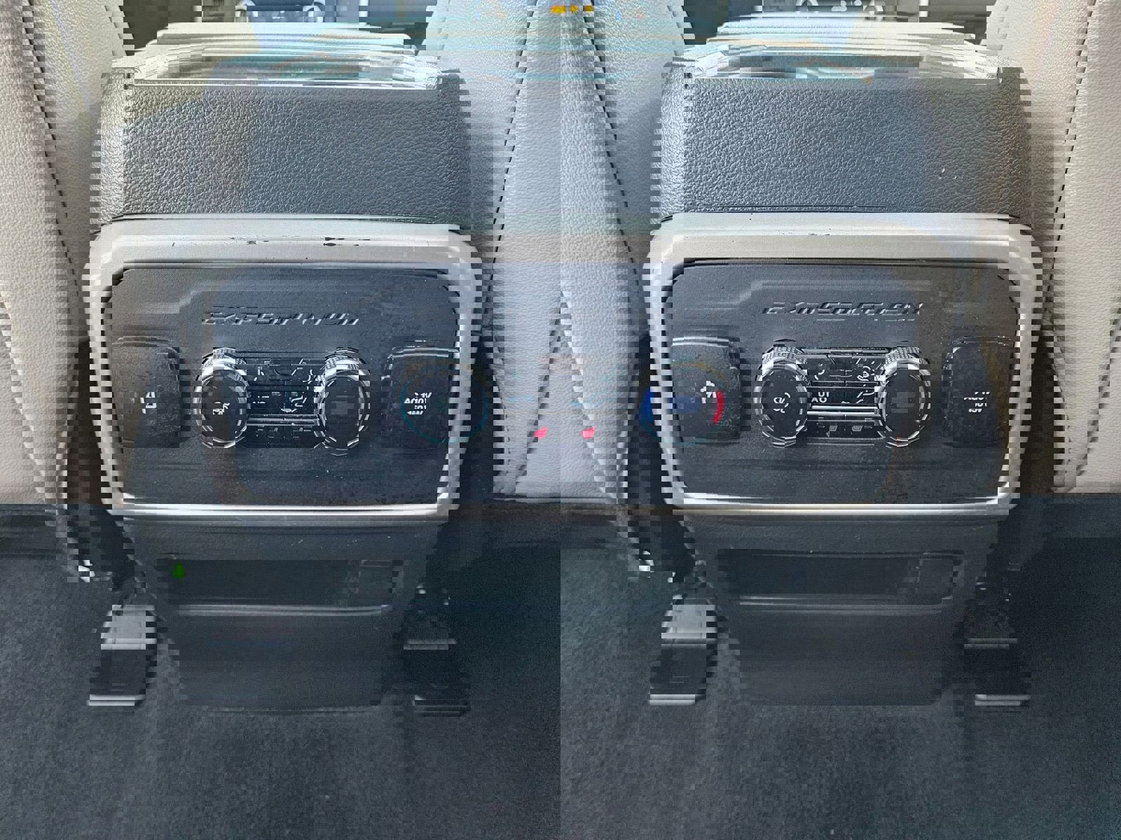 Used 2024 Ford Expedition Max Limited image 59