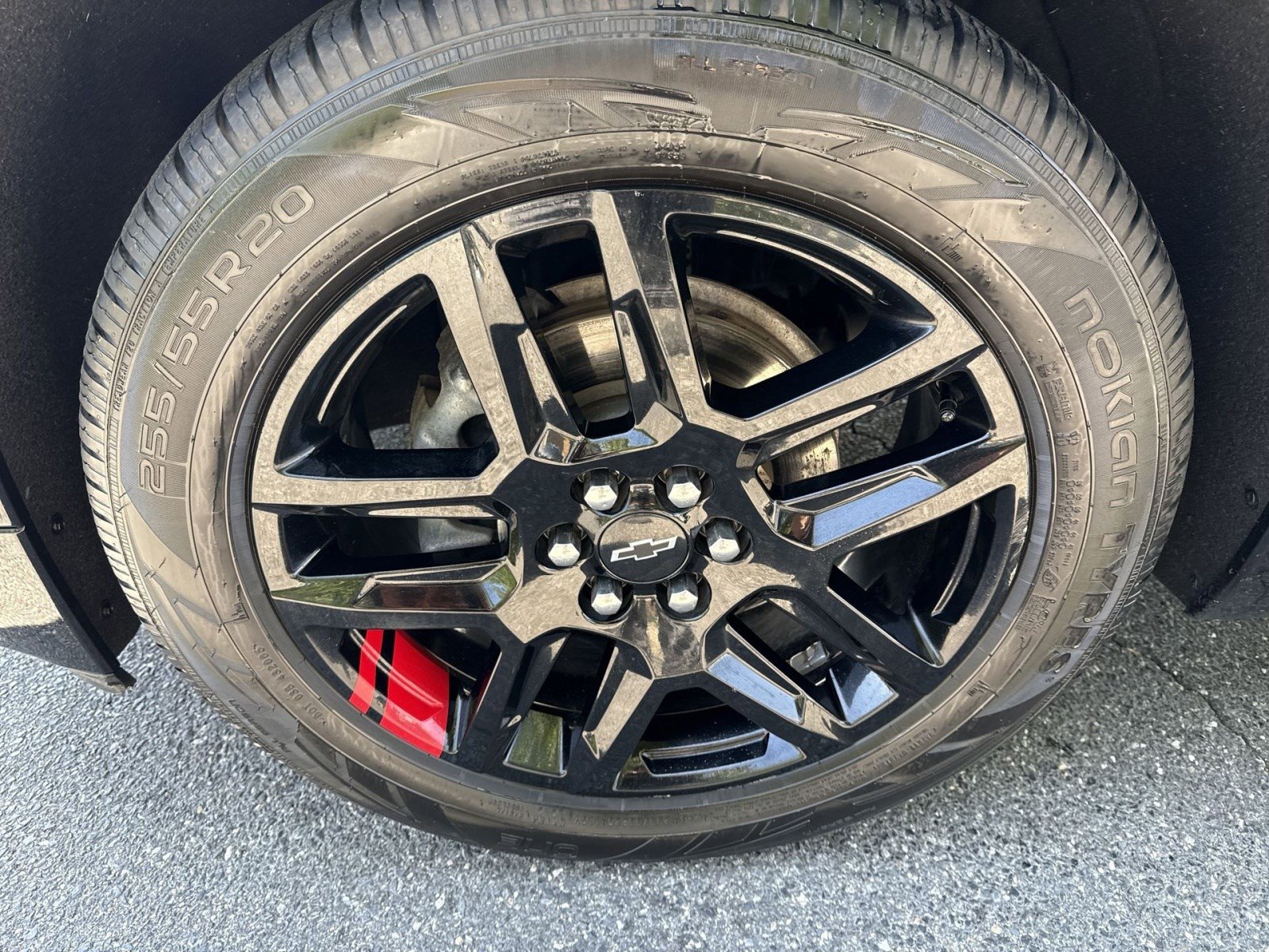 Used 2022 Chevrolet Traverse Premier w/ Redline Edition AWD/4WD image 12