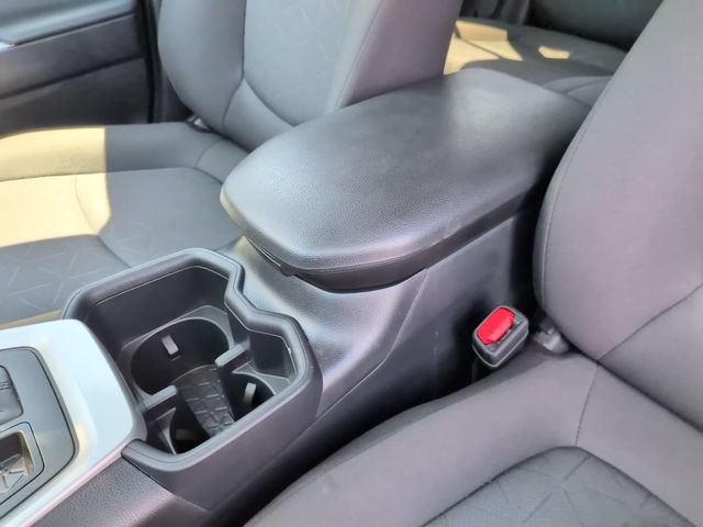Used 2025 Toyota RAV4 XLE AWD/4WD image 20