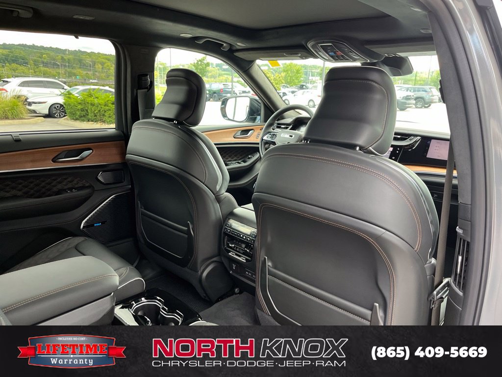 New 2027 Jeep Grand Cherokee L Summit AWD/4WD image 25