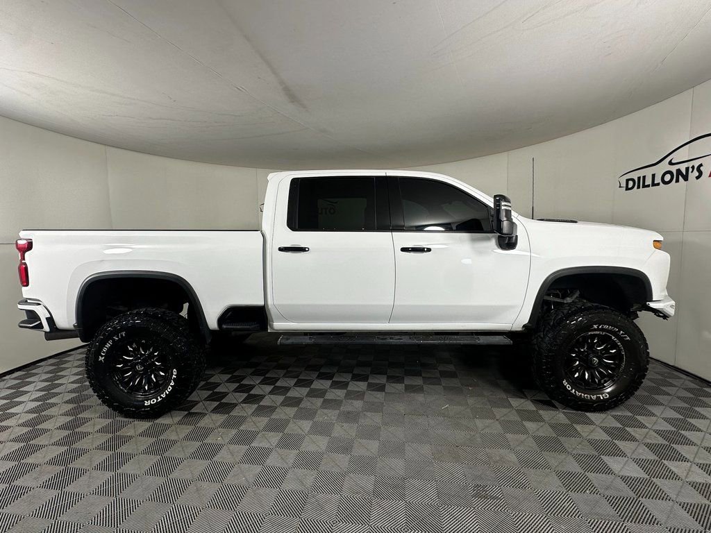 Used 2021 Chevrolet Silverado 2500 LTZ w/ LTZ Plus Package AWD/4WD image 9