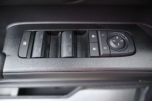 New 2026 Toyota 4Runner SR5 AWD/4WD image 9