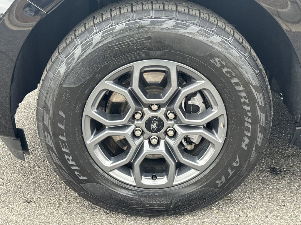 Used 2025 Ford Expedition Max Active AWD/4WD image 11