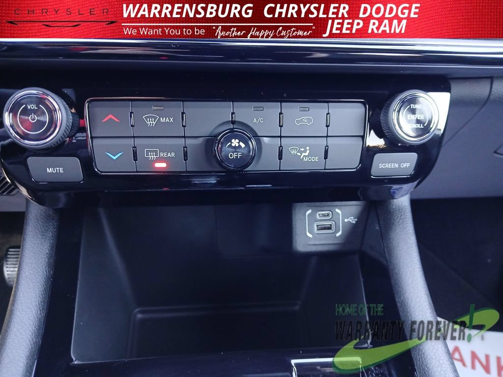 New 2026 Jeep Compass Latitude AWD/4WD image 23