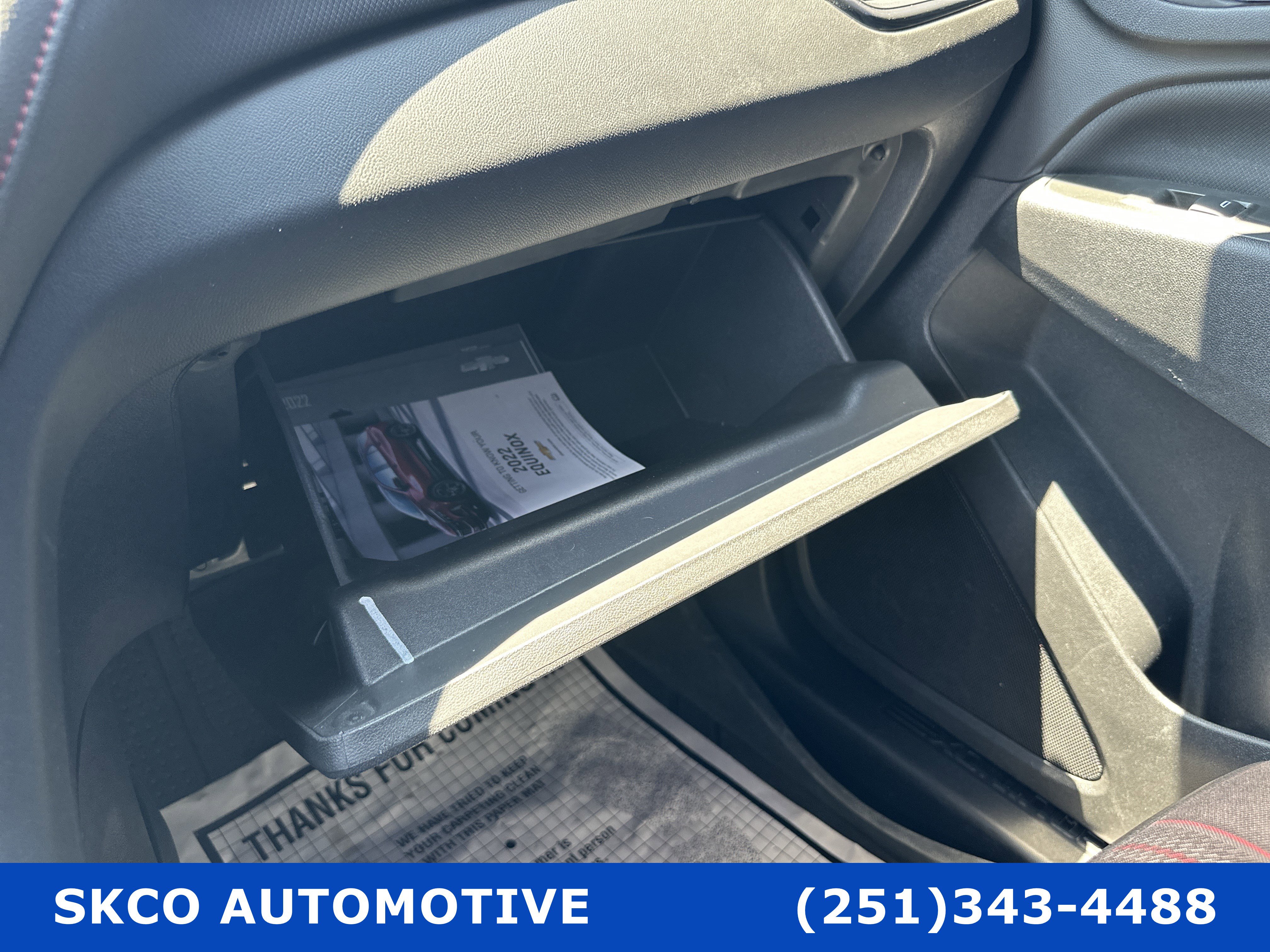 Used 2022 Chevrolet Equinox RS w/ Infotainment Package image 23