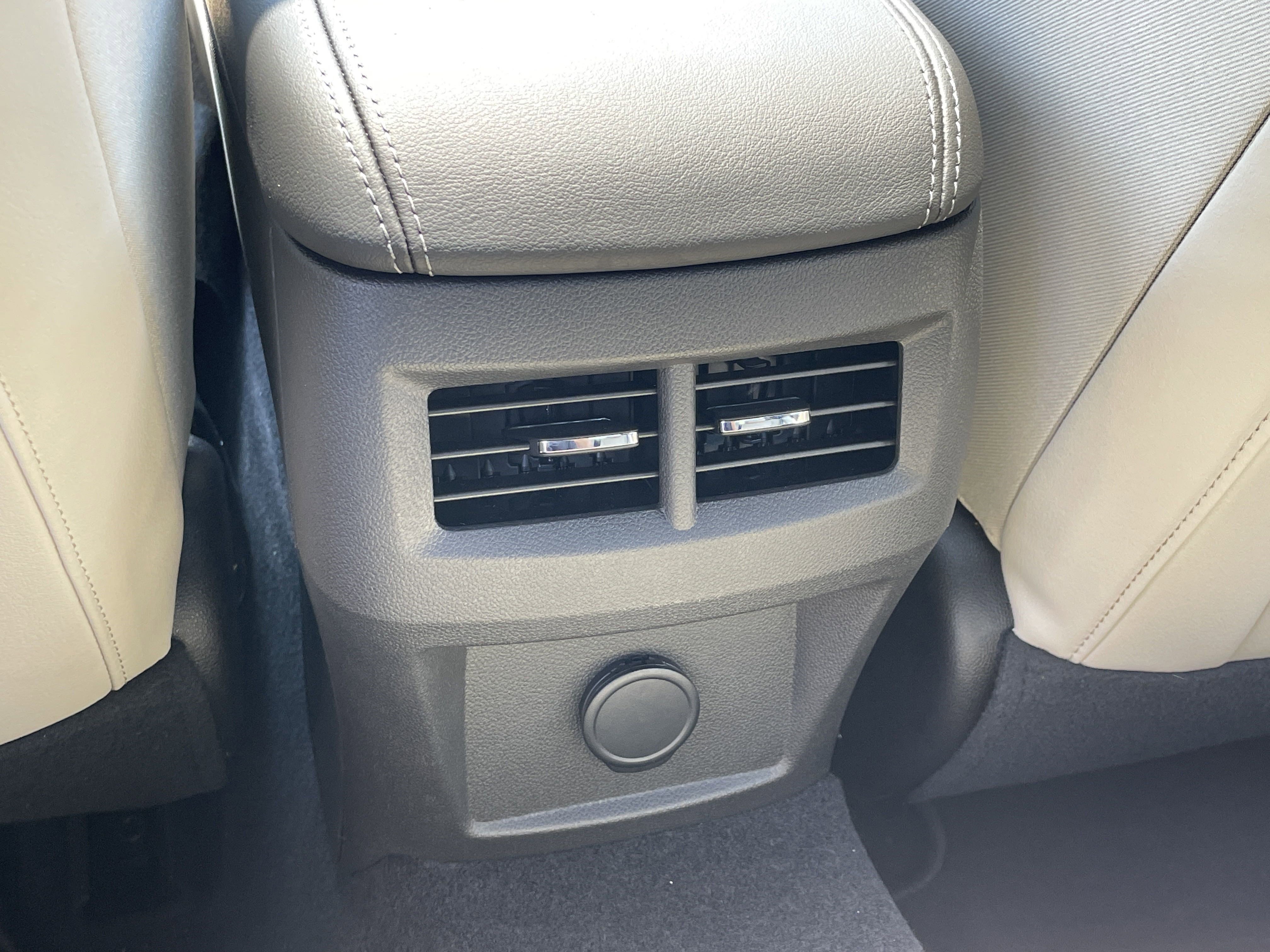 New 2025 Cadillac CT4 Luxury image 15