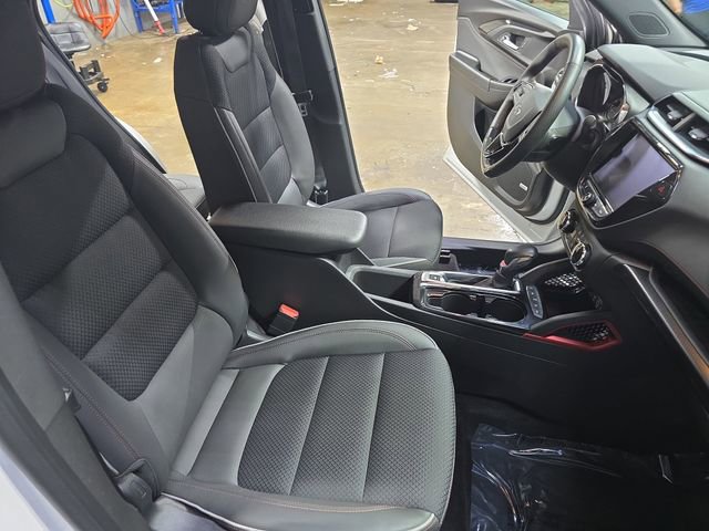 Used 2023 Chevrolet TrailBlazer RS w/ Sun and Liftgate Package image 12