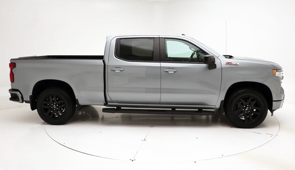 Used 2024 Chevrolet Silverado 1500 RST w/ Convenience Package II AWD/4WD image 3