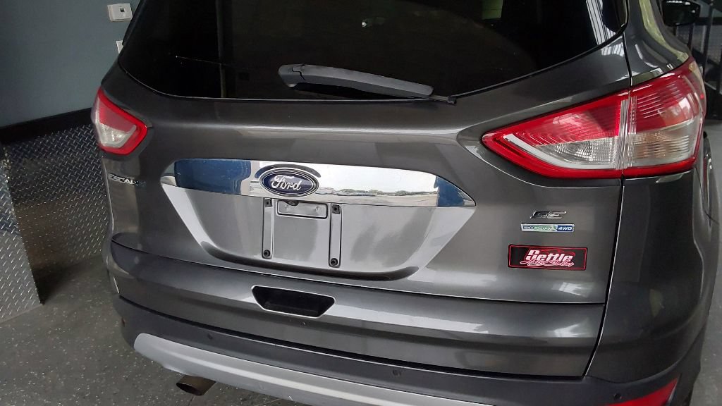 Used 2015 Ford Escape SE w/ SE Chrome Package AWD/4WD image 11