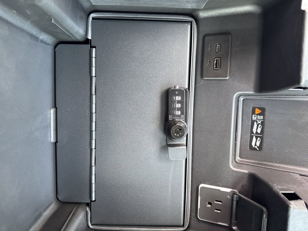 New 2025 GMC Sierra 1500 Elevation w/ Elevation Premium Package image 36