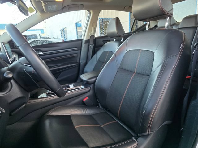 Used 2020 Nissan Altima 2.5 SR w/ Premium Package FWD image 10