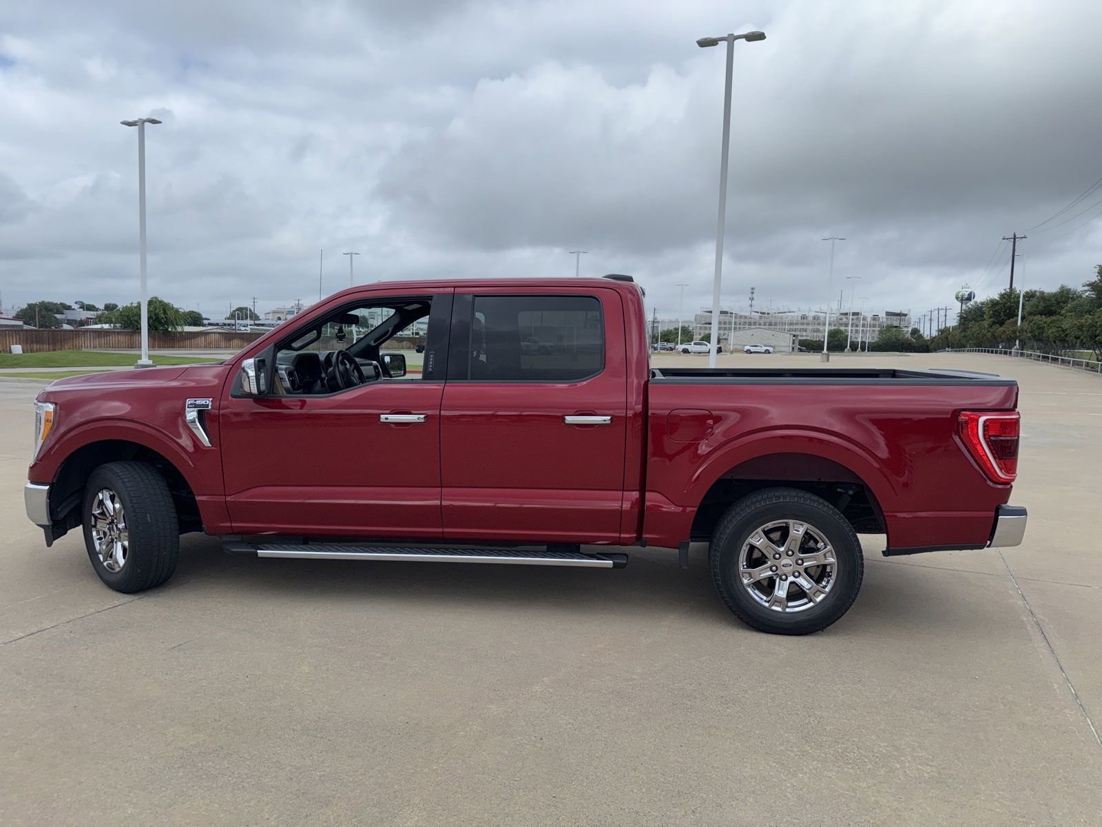 Used 2021 Ford F150 XLT w/ Equipment Group 302A High RWD image 5