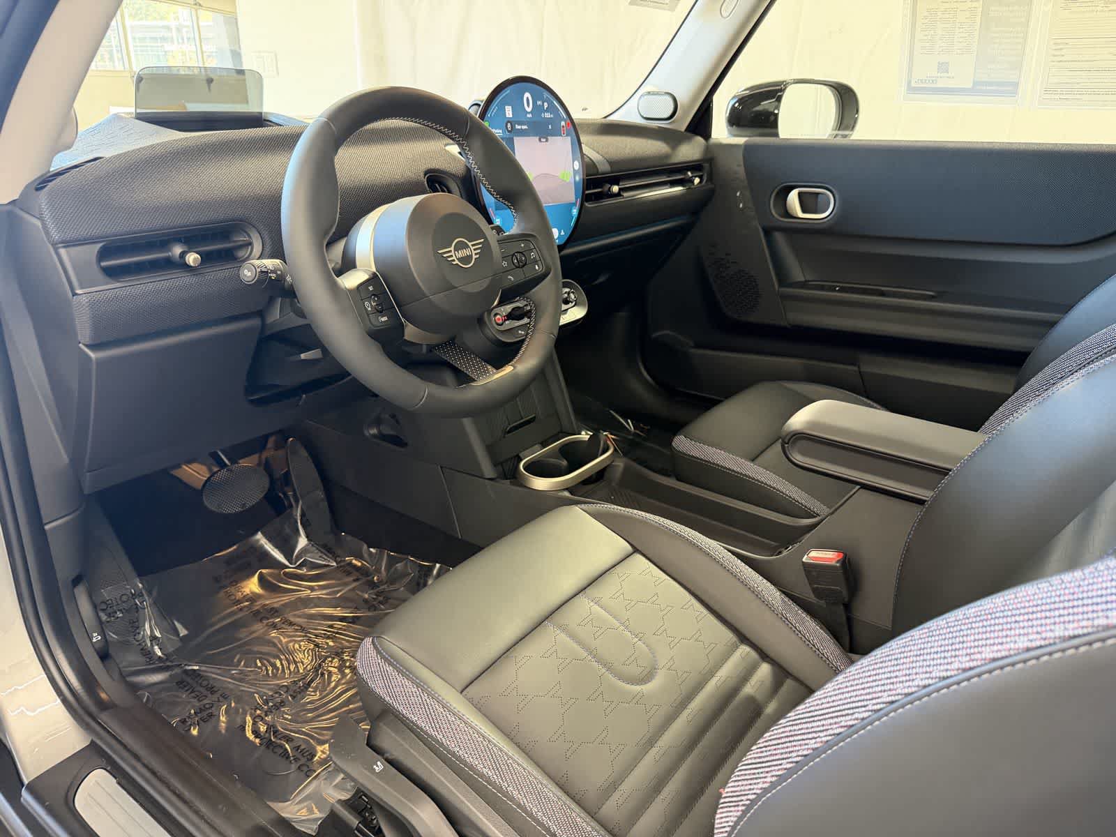 Used 2025 MINI Cooper S FWD image 9
