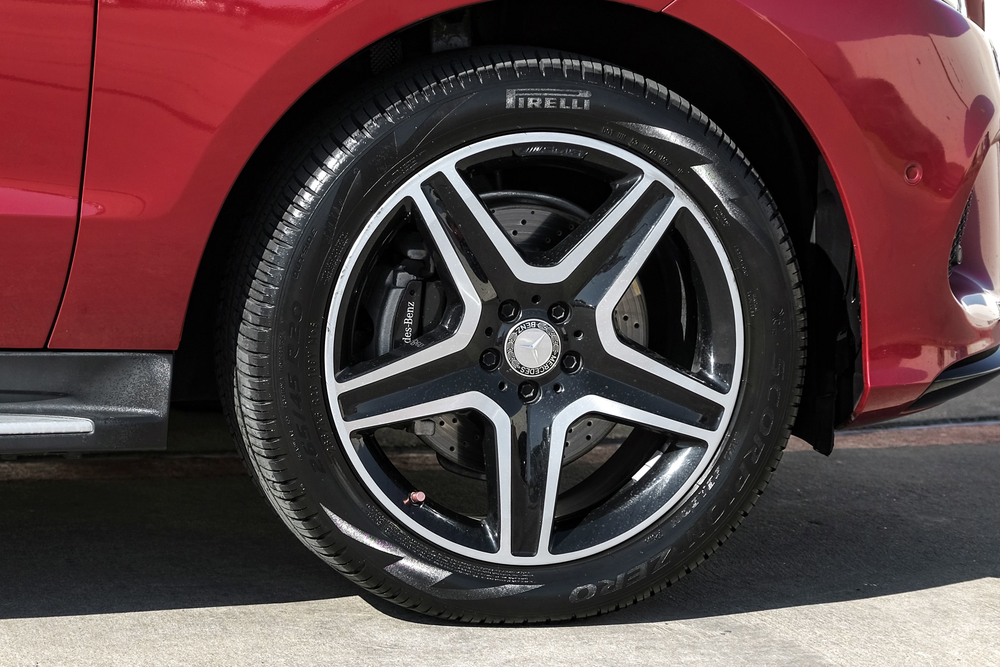 Used 2017 Mercedes-Benz GLE 400 4MATIC image 50