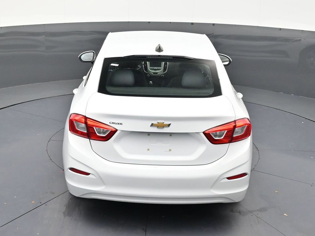 Used 2017 Chevrolet Cruze LS FWD image 15