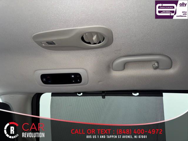 Used 2021 Chrysler Pacifica Touring-L image 33