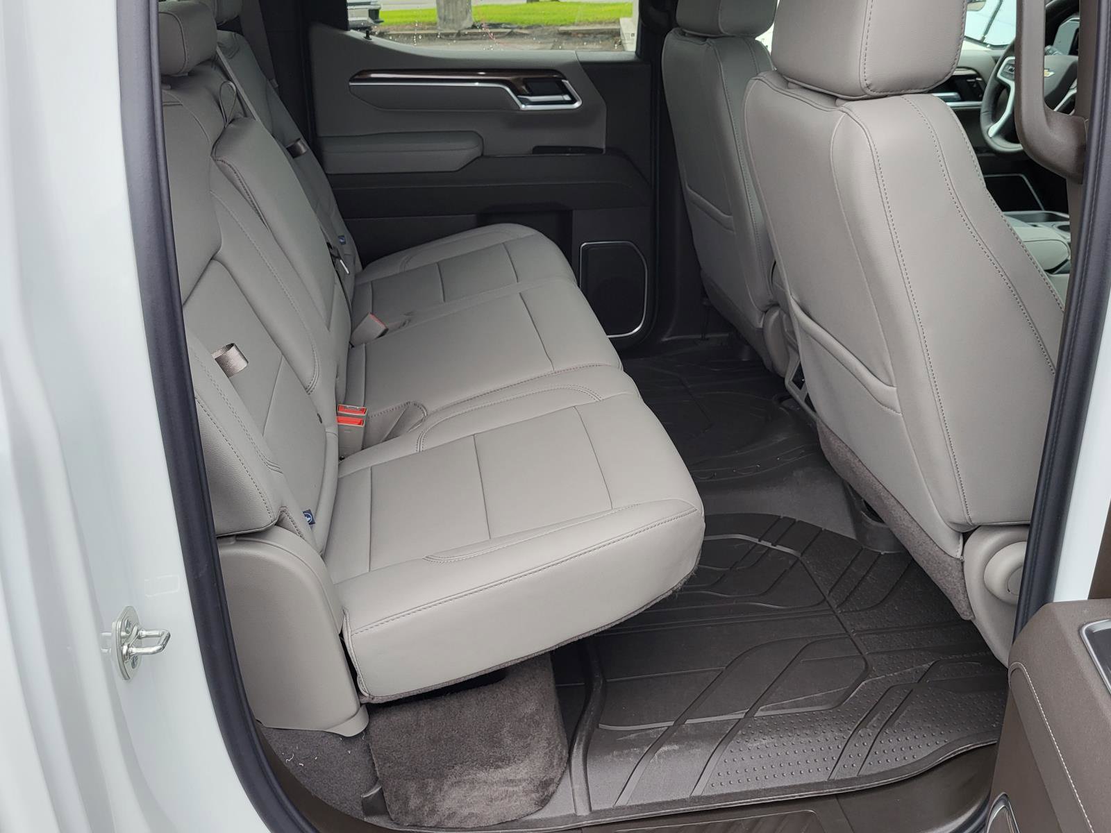 New 2026 Chevrolet Silverado 1500 LT w/ Texas Edition Plus image 11