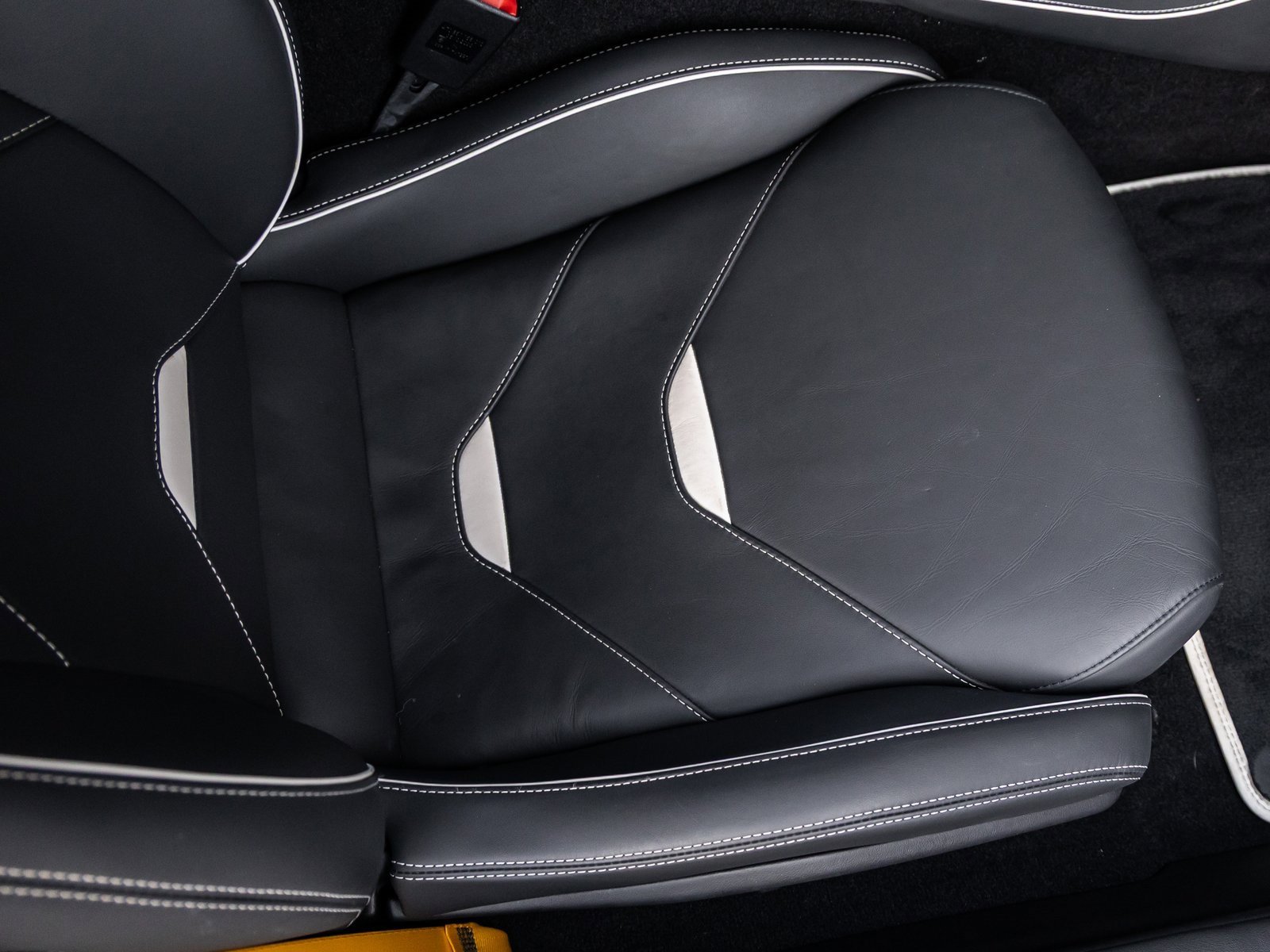 Used 2023 Lamborghini Huracan EVO image 40