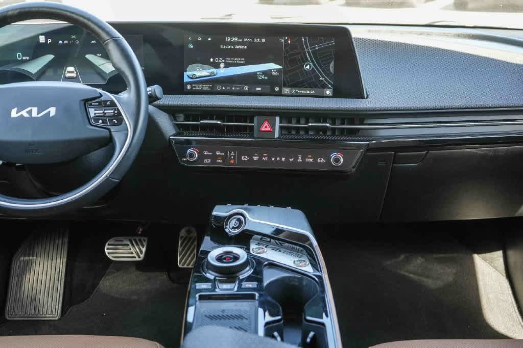 Certified 2023 Kia EV6 GT-Line AWD/4WD image 13