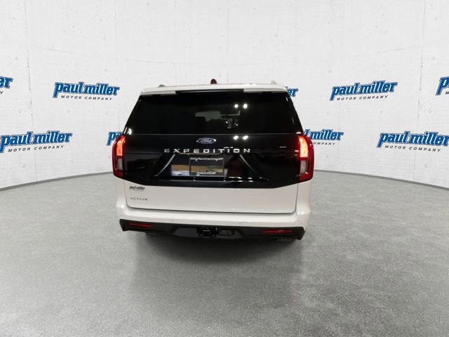 New 2025 Ford Expedition Active image 10
