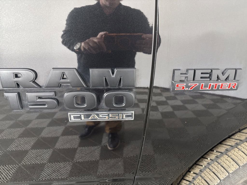 Used 2019 RAM 1500 Express w/ Wheel & Sound Group AWD/4WD image 31