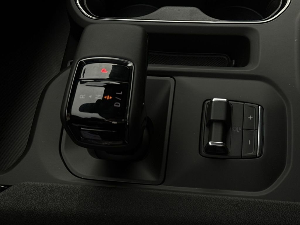 New 2026 GMC Sierra 1500 AT4 w/ Technology Package image 22