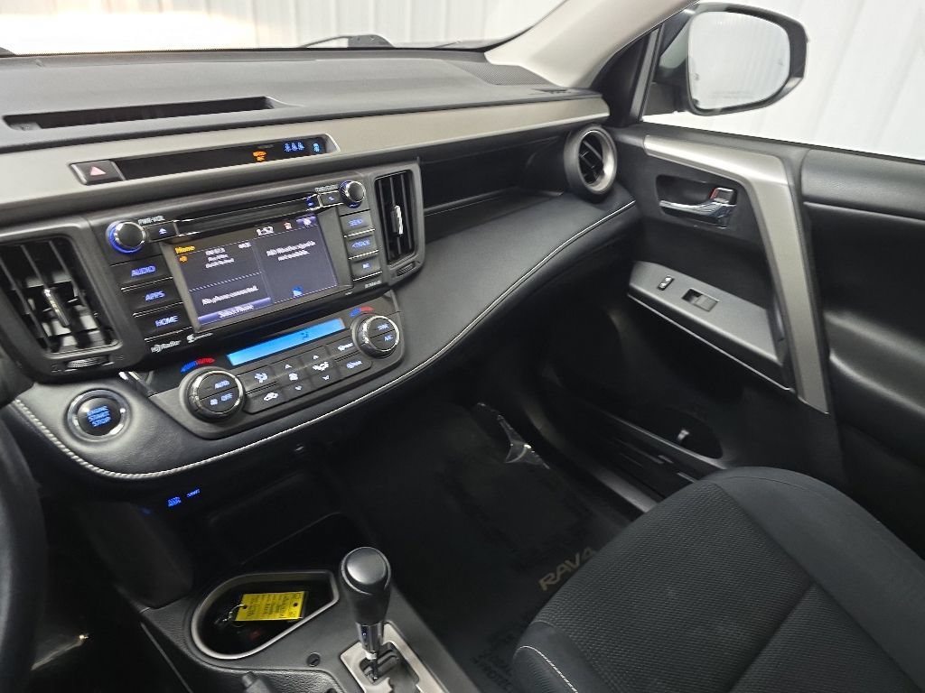 Used 2018 Toyota RAV4 XLE w/ Plus Extra Value Package AWD/4WD image 26