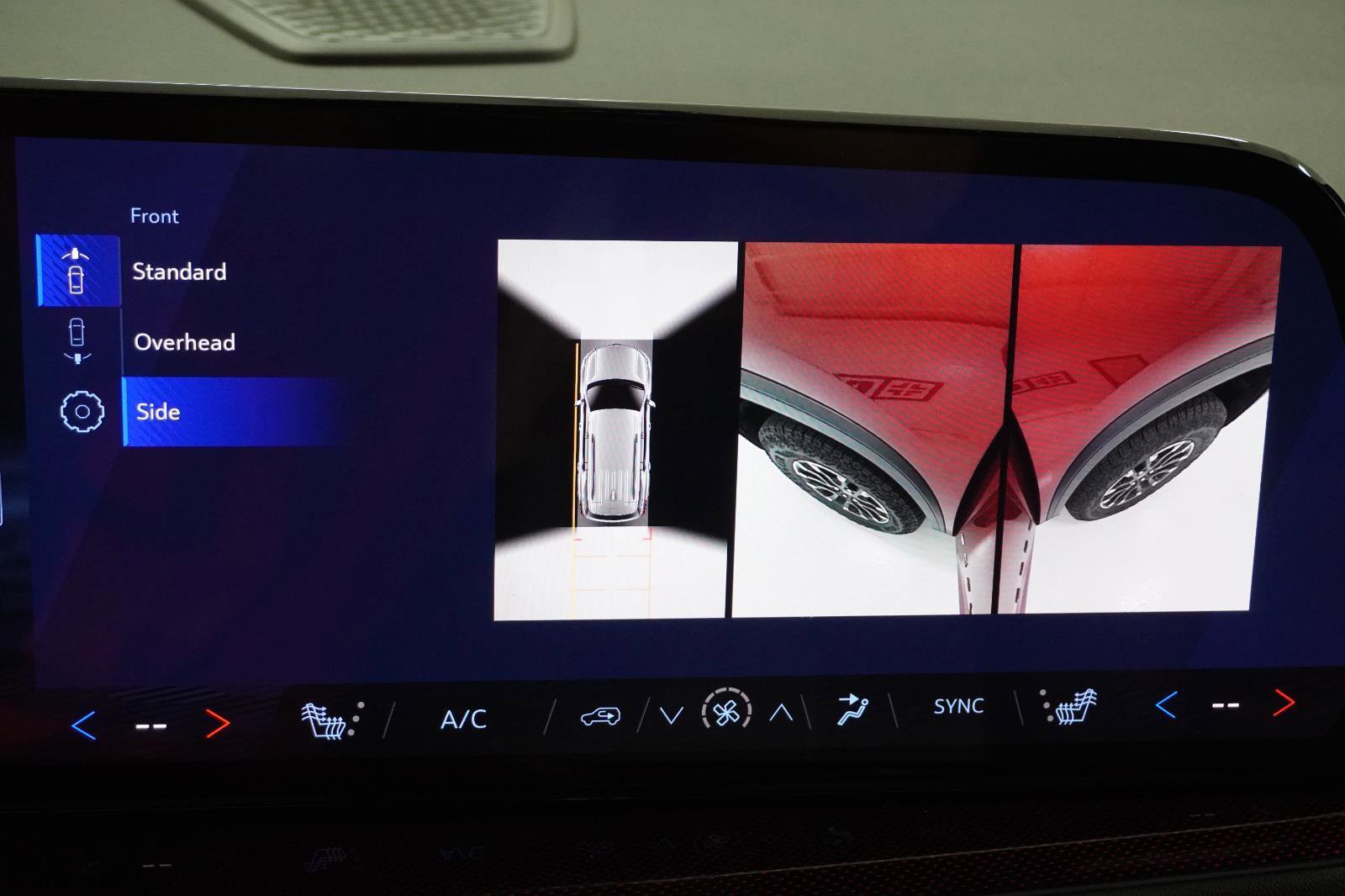 New 2026 Chevrolet Traverse Z71 w/ Enhanced Driving Package AWD/4WD image 36