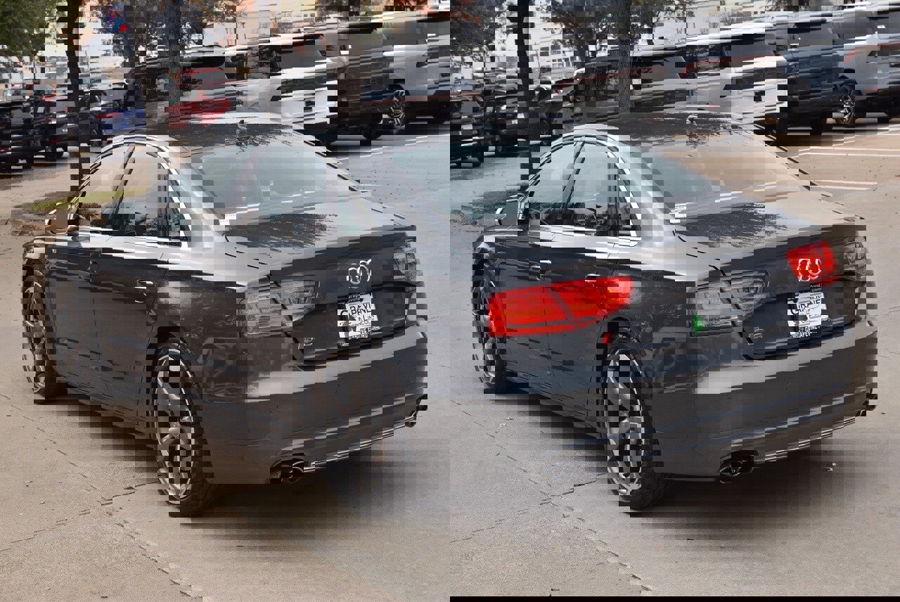 Used 2014 Audi S8 w/ Cold Weather Package image 10