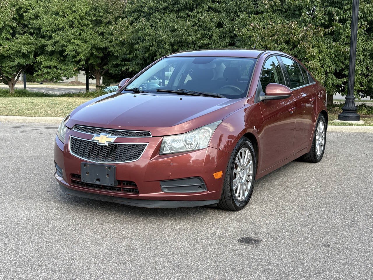 Used 2013 Chevrolet Cruze Eco FWD image 2