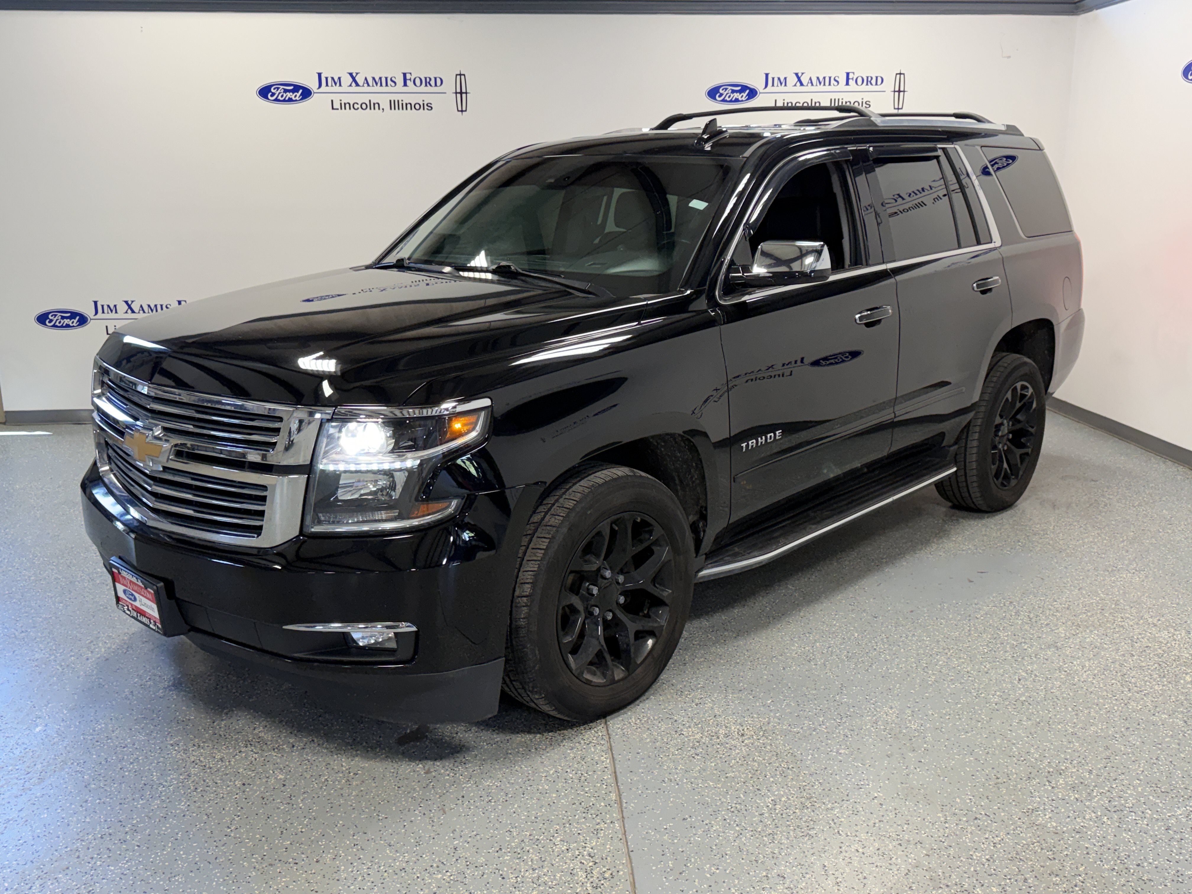 Used 2020 Chevrolet Tahoe Premier AWD/4WD image 3