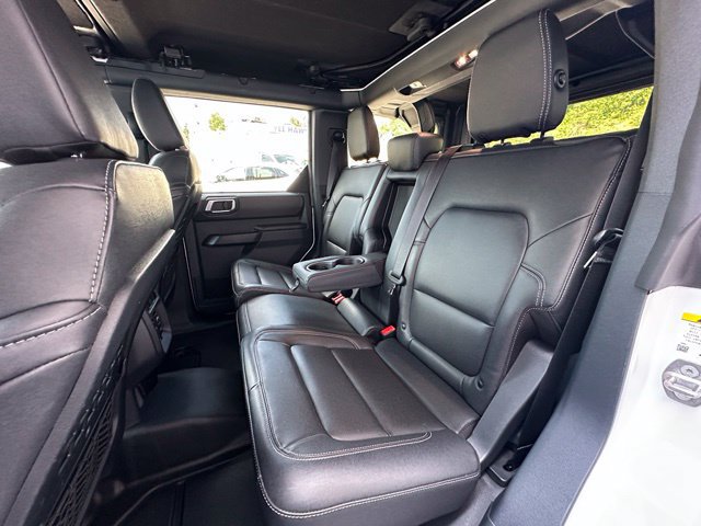 New 2026 Ford Bronco Badlands w/ Sasquatch Package AWD/4WD image 21