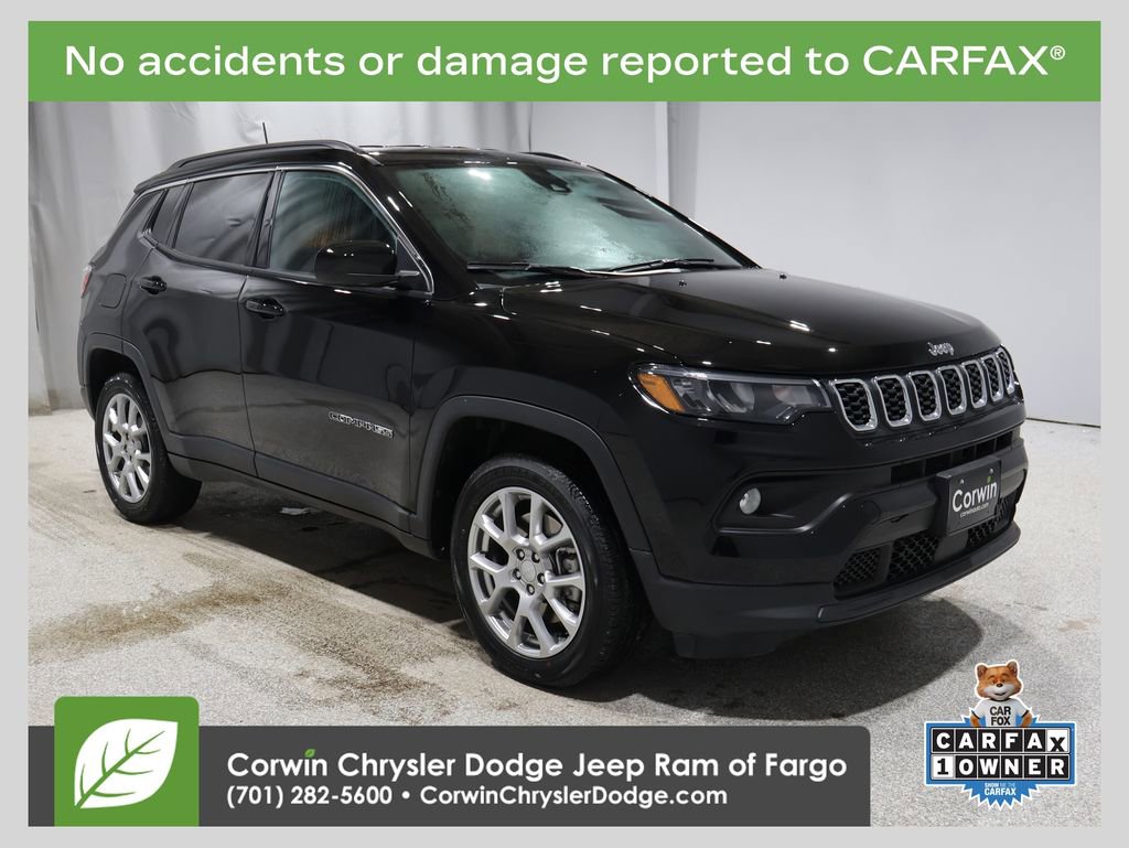 Used 2024 Jeep Compass Latitude image 1