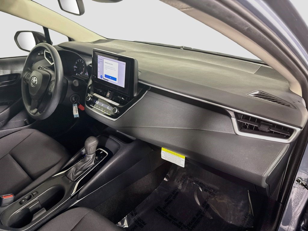 Used 2024 Toyota Corolla LE FWD image 28