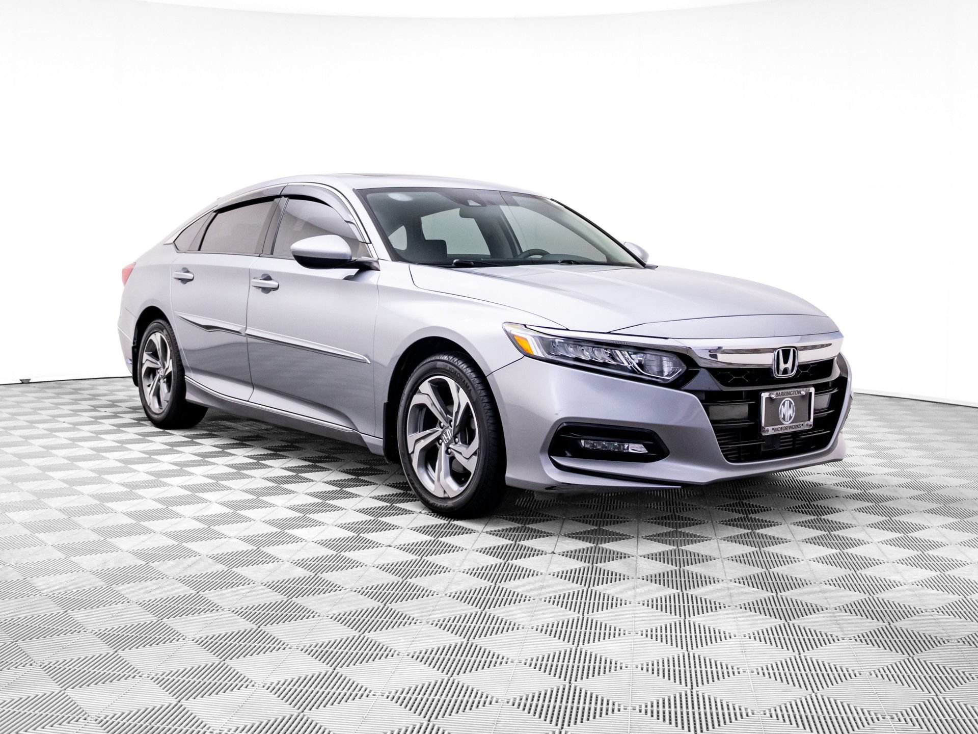 Used 2018 Honda Accord EX image 8