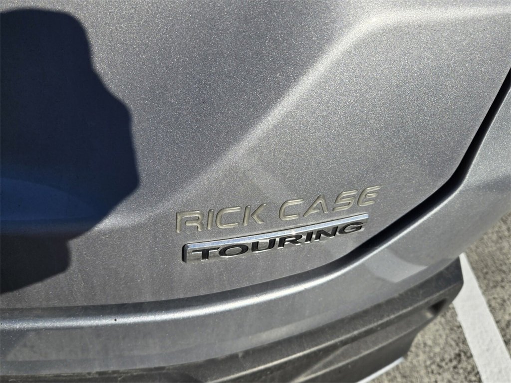 Used 2023 Honda Pilot Touring image 11