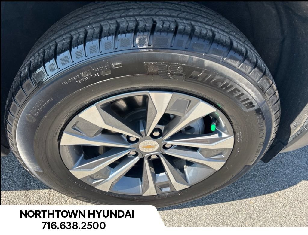 Used 2026 Chevrolet Equinox LT AWD/4WD image 35