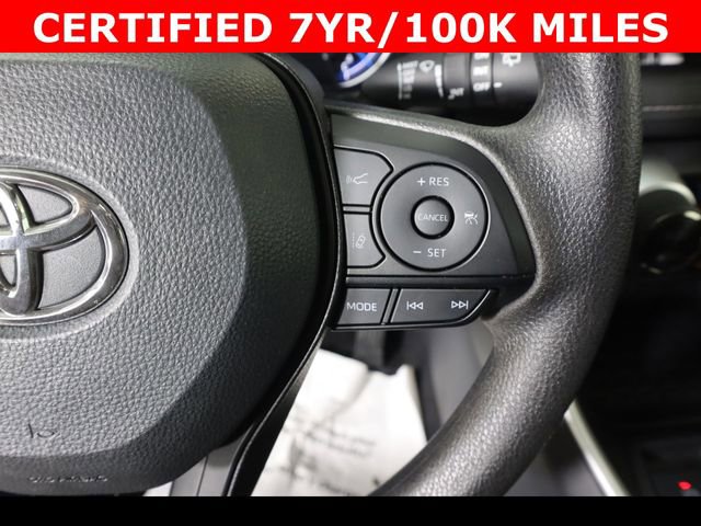 Used 2025 Toyota RAV4 XLE image 24