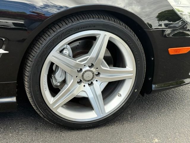 Used 2012 Mercedes-Benz SL 550 image 26
