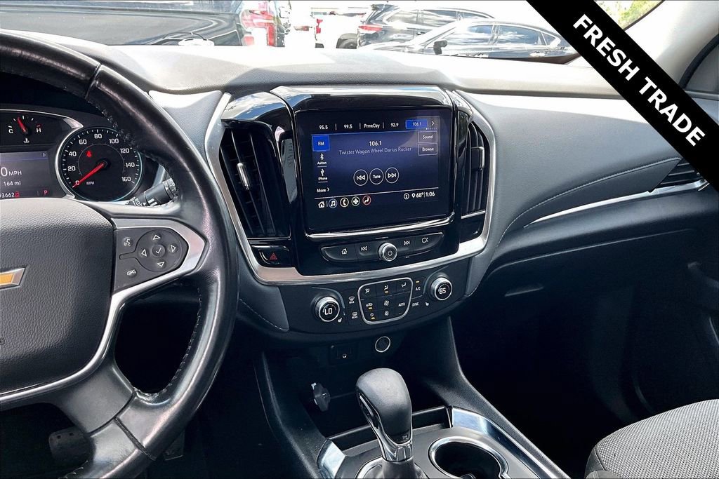 Used 2021 Chevrolet Traverse LT FWD image 9