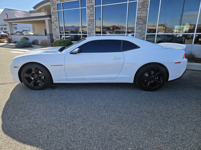 Used 2015 Chevrolet Camaro LT w/ RS Package image 2
