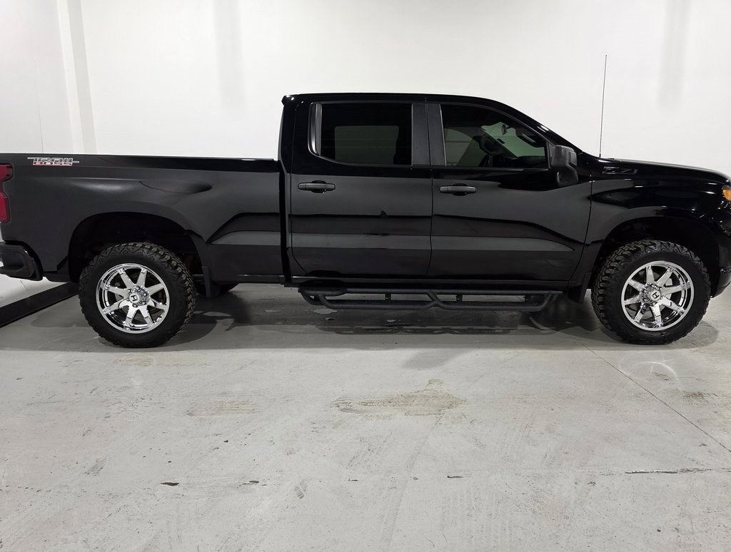 Used 2021 Chevrolet Silverado 1500 Custom Trail Boss w/ Midnight Edition image 19