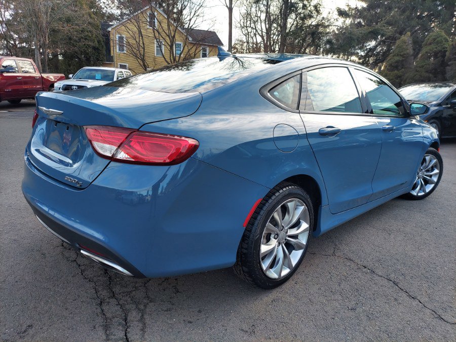 Used 2015 Chrysler 200 S w/ Navigation & Sound Group I AWD/4WD image 4