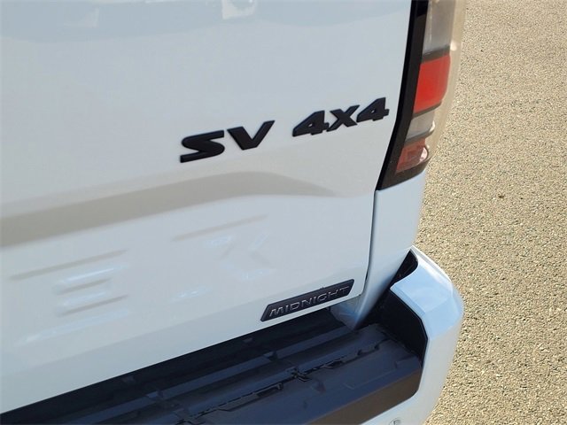 Used 2023 Nissan Frontier SV w/ Midnight Edition Package image 7