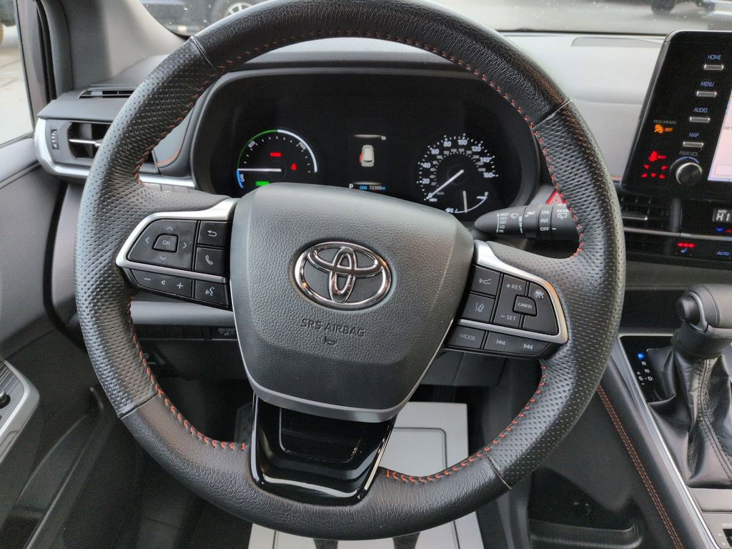 Certified 2022 Toyota Sienna XSE AWD/4WD image 14