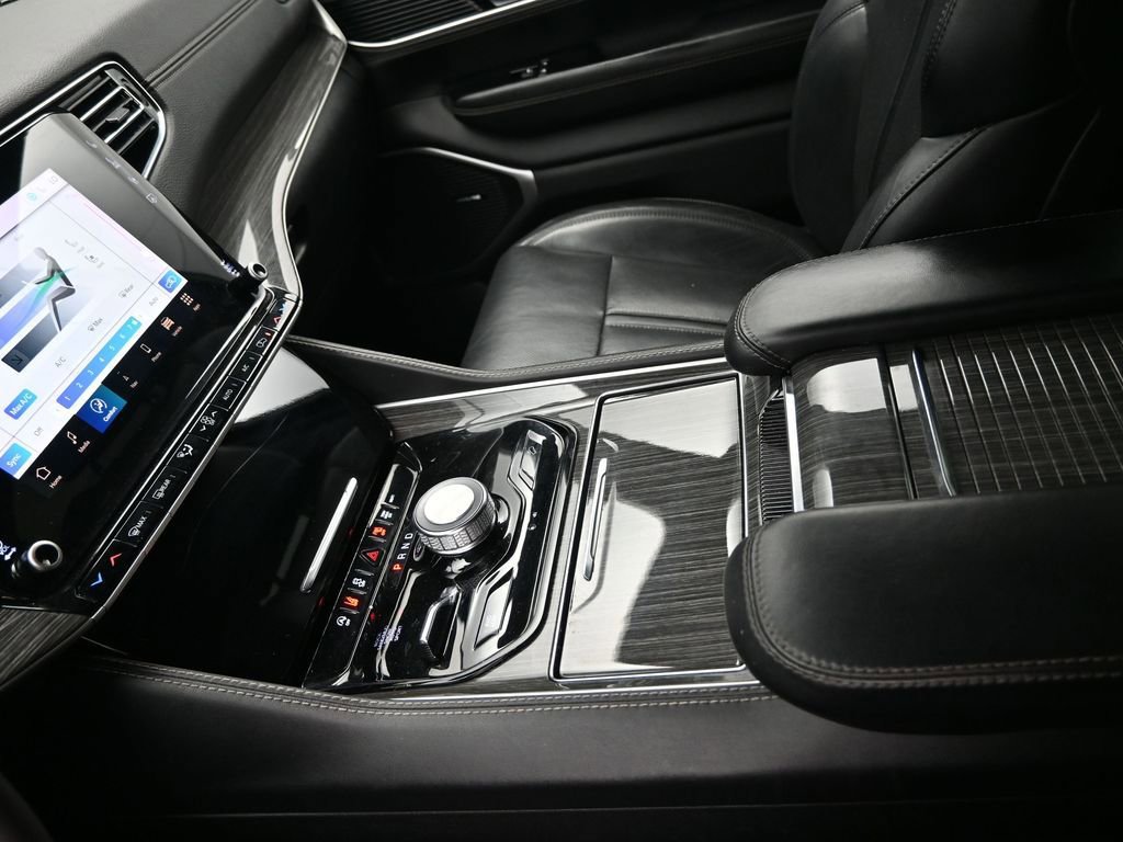 Used 2022 Jeep Wagoneer Series III image 21